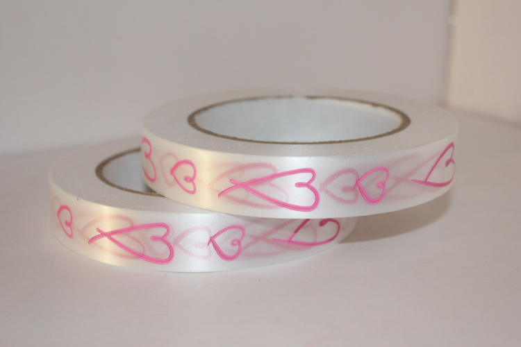 Лента Белая с розовыми Сердцами